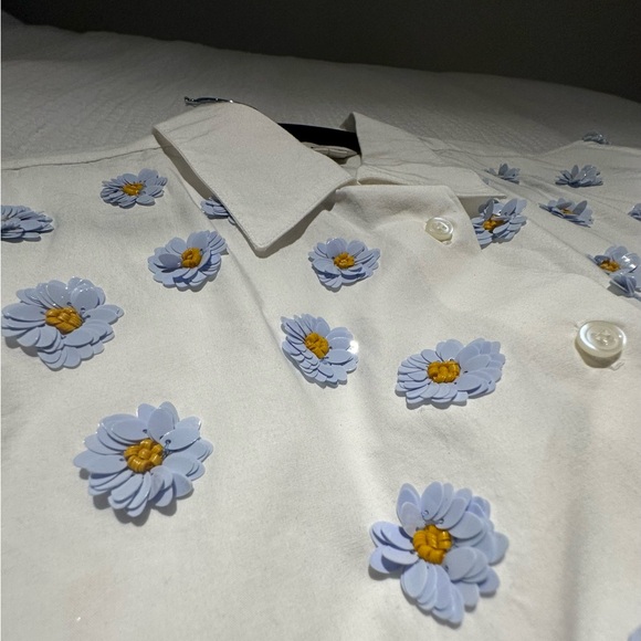 Anthropologie Dhruv Kapoor shirt with embroidered sequin daisies - Picture 11 of 11